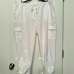 Chico’s Zenergy White Crop Pants Size 2.5